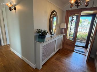 No. 8 Hilltop Park, Cobh, Co. Cork - Image 2