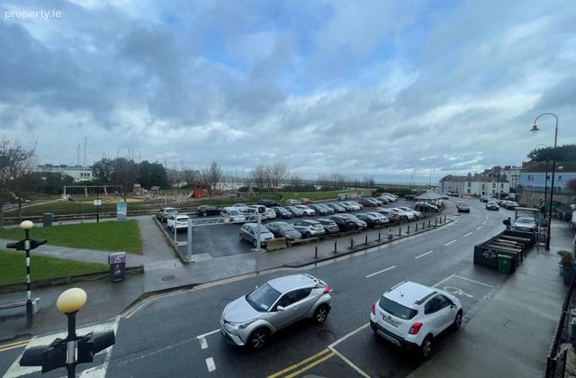 Apartment 6 , Island View Apartments, Harbour Road, Howth, Dublin 13 - Click to view photos