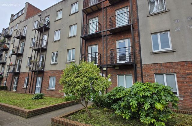 Apartment 61, Finnegan House, Viking Harbour Apartments, Dublin 8 - Click to view photos