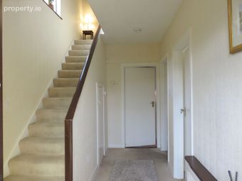 32 Saint Patrick's Road, Clondalkin, Dublin 22 - Image 3