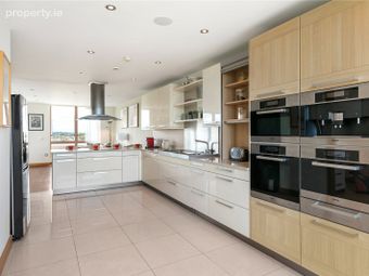 Apartment 16, Hazelbrook, Kilmacud Road Upper, Dundrum, Dundrum, Dublin 14 - Image 5