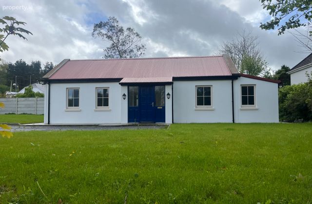 Forge Cross, Oakpark, Tralee, Co. Kerry - Click to view photos