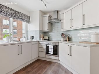 Apartment 6, Madison Court, Dublin 2 - Image 4