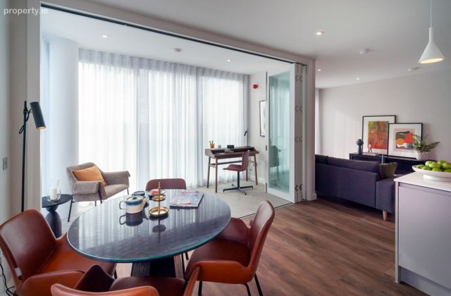 Apartment 18 The Gate House, Charlemont Street, Dublin 2 - Click to view photos