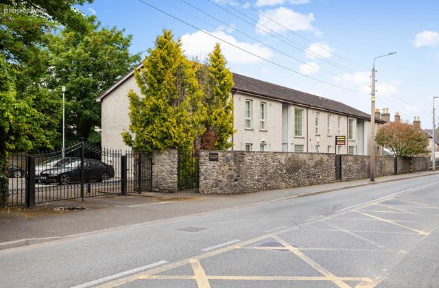 8 Sycamore Springs, Naas, Co. Kildare, Naas, Co. Kildare - Click to view photos
