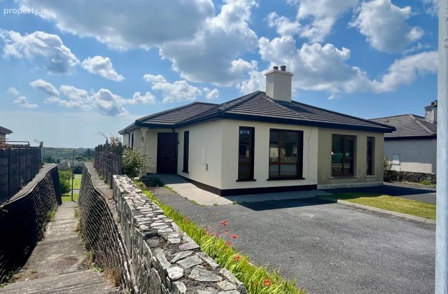 12 Racecourse Hill, Clifden, Co Galway, Clifden, Co. Galway - Click to view photos