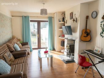 11 Marian Avenue, Carrick-on-Suir, Co. Tipperary - Image 3
