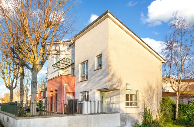 265 Castlecurragh Heath, Mulhuddart, Dublin 15, Mulhuddart, Dublin 15 - Click to view photos