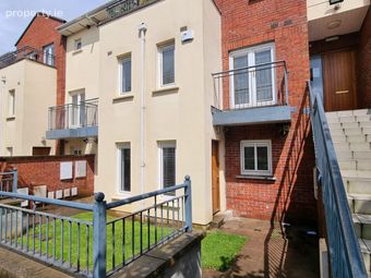 50 Skelligs Court, Waterville, Blanchardstown, Dublin 15 - Image 2