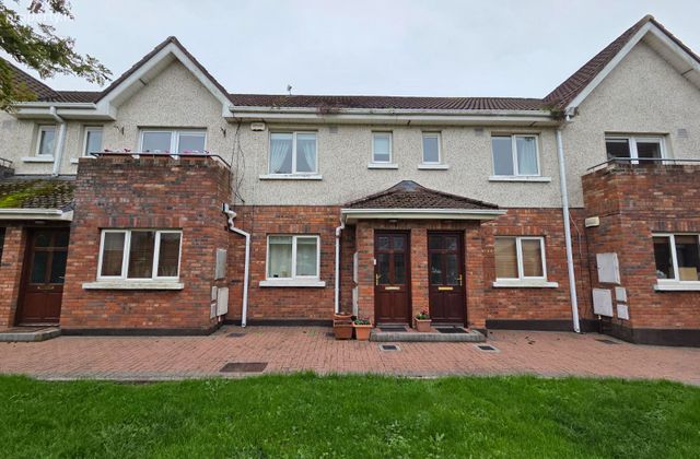 28 The Courtyard, Maelduin, Dunshaughlin, Co. Meath - Click to view photos