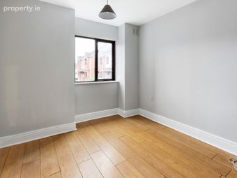 18 Phoenix Manor, Blackhorse Avenue, Dublin 7, Dublin 7 - Image 2
