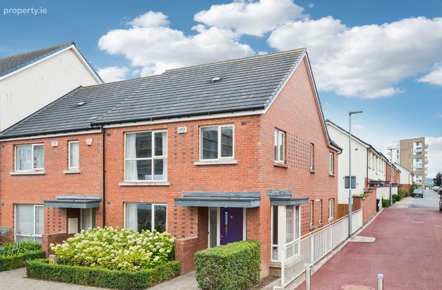 26 Stratton Drive, Adamstown, Lucan, Co Dublin, Adamstown, Co. Dublin - Click to view photos