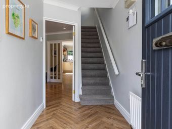 25 Woodview Park, Castleknock, Dublin 15, Co. Dublin, Castleknock, Dublin 15 - Image 2