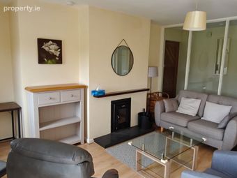 Apartment 4, Cashel Court, Pollnarooma, Co. Galway - Image 5