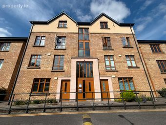 Woodbrook Hall, Castleknock, Dublin 15, Castleknock, Dublin 15