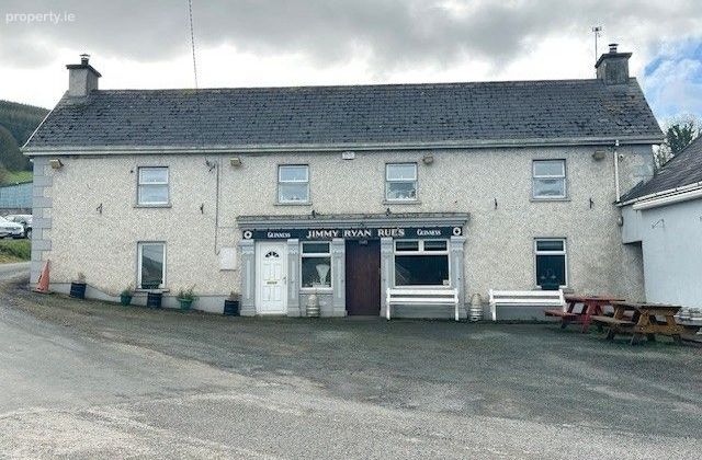 Hollyford Inn, Hollyford, Thurles, Co. Tipperary - Click to view photos