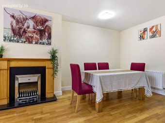 23 Lanesborough Court, Lanesborough Drive, Dublin 11 - Image 2