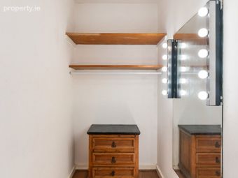 54 Rowan House, Mespil Estate, Sussex Road, Dublin 4, Dublin 4 - Image 2