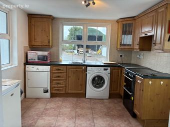 The Farmhouse, Slievegullane, Innishannon, Co. Cork - Image 5