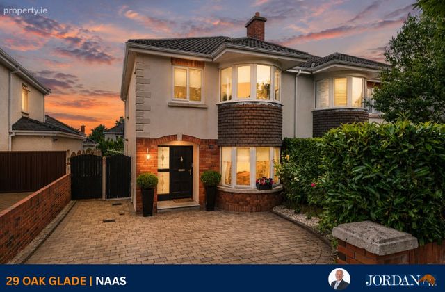 29 Oak Glade, Blessington Road, Naas, Co. Kildare, Naas, Co. Kildare - Click to view photos