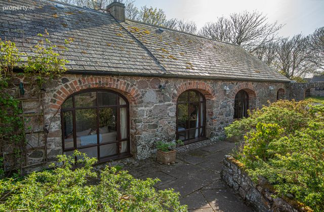 Gull Cottage, Clougheast Castle, Clougheast, Carne, Co Wexford, Carne, Co. Wexford - Click to view photos