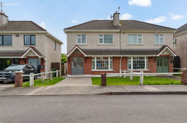 27 Willowbank Court, Midleton, Co. Cork - Click to view photos