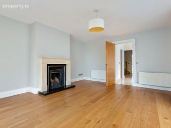 Laragh, 2 Glenart Avenue, Off Grove Avenue, Blackrock, Stillorgan, Co. Dublin - Image 3