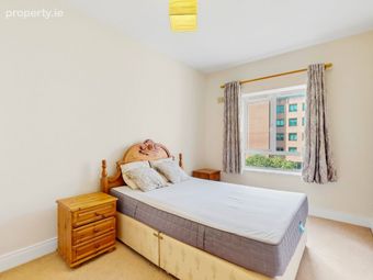 Apartment 179, The Berkeley Block, Pembroke Square, Grand Canal Street, Dublin 4 - Image 4