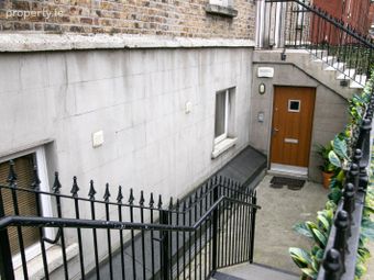 2 Hogan Square, Hogan Place, Dublin 2, Dublin 2 - Image 3