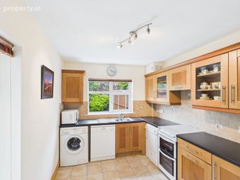 19 Kilbrody, Mount Oval, Rochestown, Co. Cork - Image 5