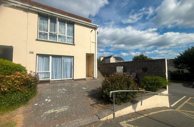 Apartment 1b, Crann Mor Cove, Main Street, Clogherhead, Co. Louth - Click to view photos