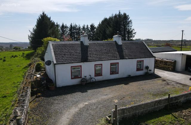 Lugakeeran, Castlerea, Castlerea, Co. Roscommon - Click to view photos