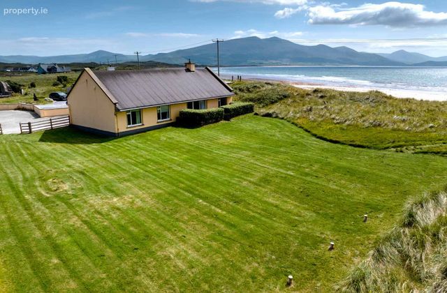Fahamore, Castlegregory, Kilshannig, Co. Kerry - Click to view photos