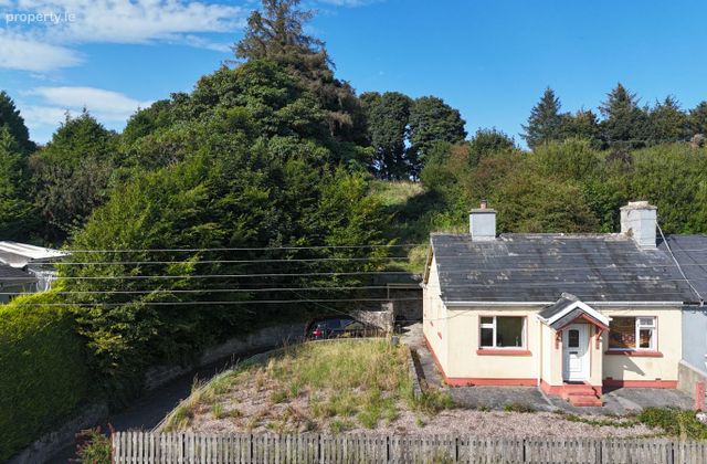 Mocmoyne Road, Boyle, Boyle, Co. Roscommon - Click to view photos