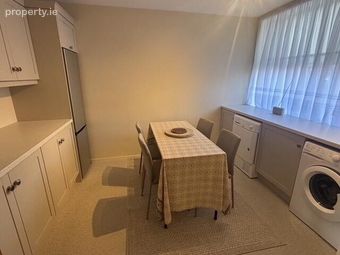 28 Brandon Crescent, Dillons Cross, Co. Cork, Dillons Cross, Co. Cork - Image 2