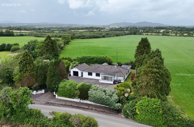 Rourkes Cross, Horetown North, Foulksmills, Co Wexford, Foulksmills, Co. Wexford - Click to view photos
