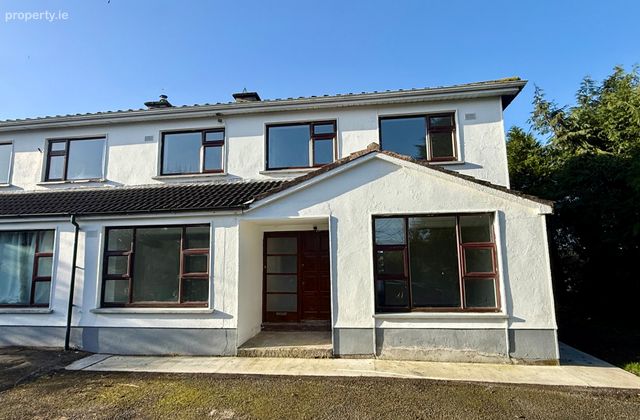 2 Garryduff Park, Castlebar, Co. Mayo, Castlebar, Co. Mayo - Click to view photos