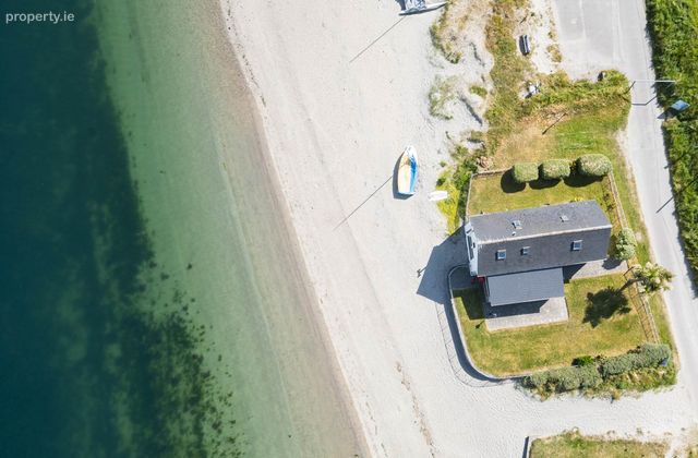 The Boathouse, Woodpoint, Courtmacsherry, Co. Cork, Courtmacsherry, Co. Cork - Click to view photos