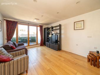 28 Saint James's Court, Kilmainham, Dublin 8 - Image 4