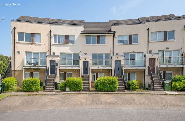 14 Stralem Crescent, Ongar Village, Dublin 15 - Click to view photos