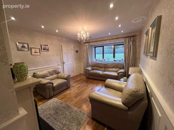 7 Blackfort Avenue, Castlebar, Castlebar, Co. Mayo - Image 5