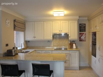 Argyle, Custom House Harbour Apartments, IFSC, Dublin 1 - Image 4