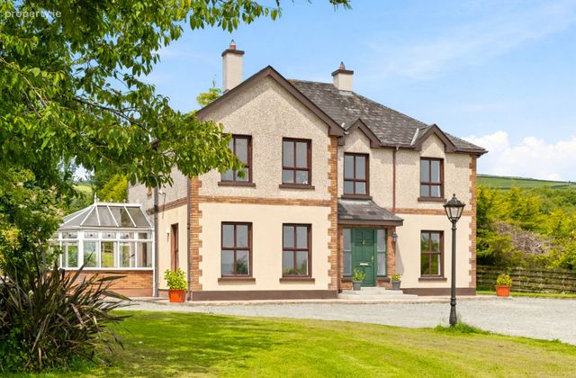 Rathpierce Hill, Ballyfad, Gorey, Co. Wexford - Click to view photos