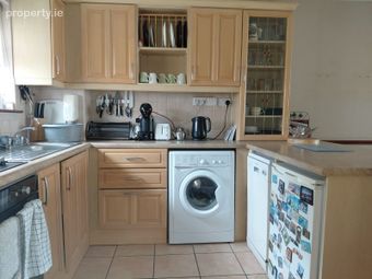 8 James Connolly Park, Tipperary Town, Co. Tipperary - Image 4