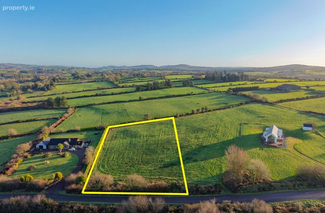 Rearahinagh, Drimoleague, Co. Cork - Click to view photos
