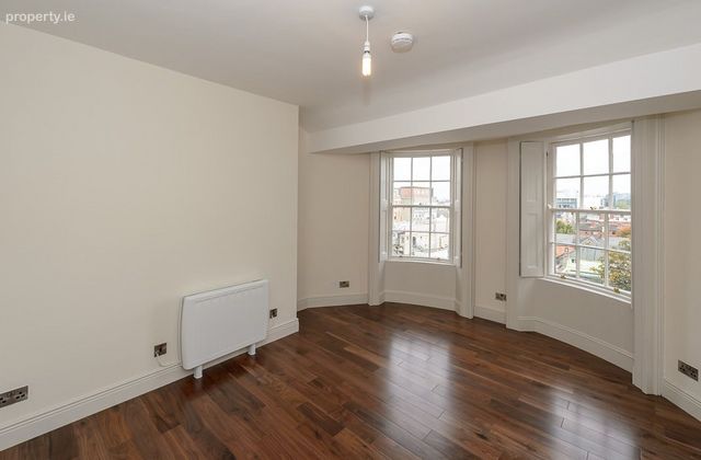 Apartment 1, 63 Mount Street Lower, Dublin 2 - Click to view photos