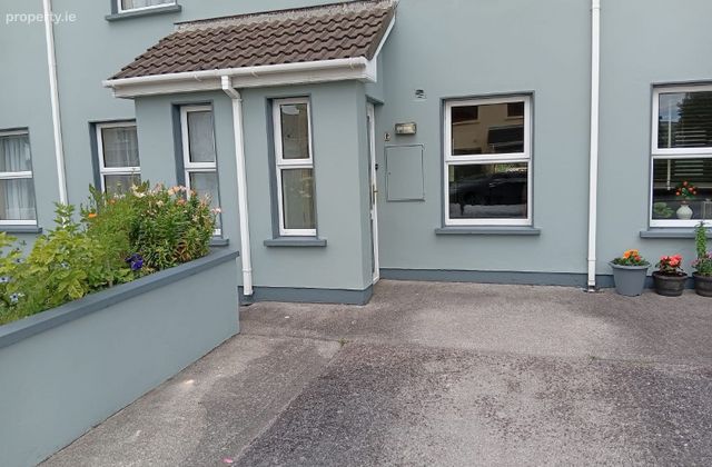 House P, Fountain Court, Tralee, Co. Kerry, Tralee, Co. Kerry - Click to view photos