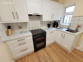 27 Ocean Wave, Salthill, Galway City Centre, Co. Galway - Image 4