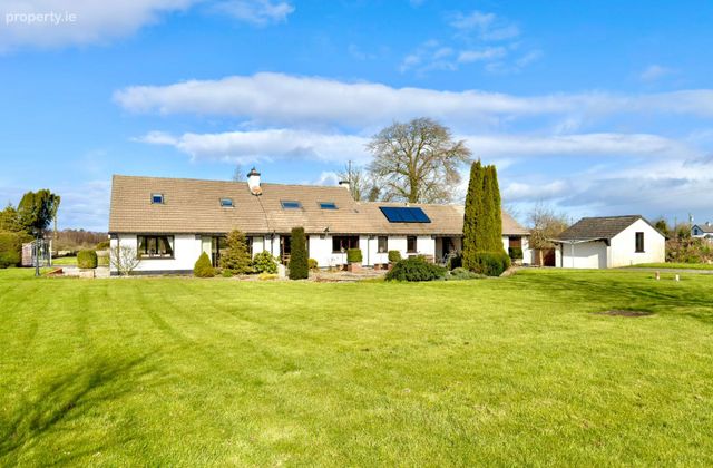 Coolvuck, Ballykeeran, Athlone, Co. Westmeath - Click to view photos