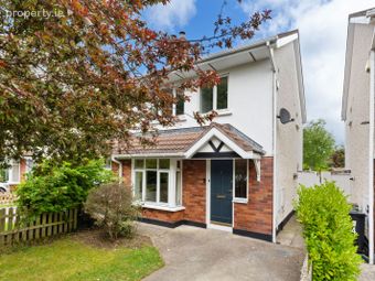 6 Glencairn Rise, The Gallops, Leopardstown, Dublin 18